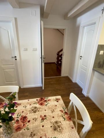 Apartment Concetta Cres Luaran gambar