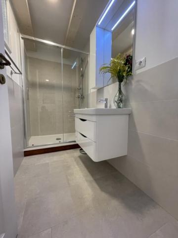 Apartment Concetta Cres Luaran gambar
